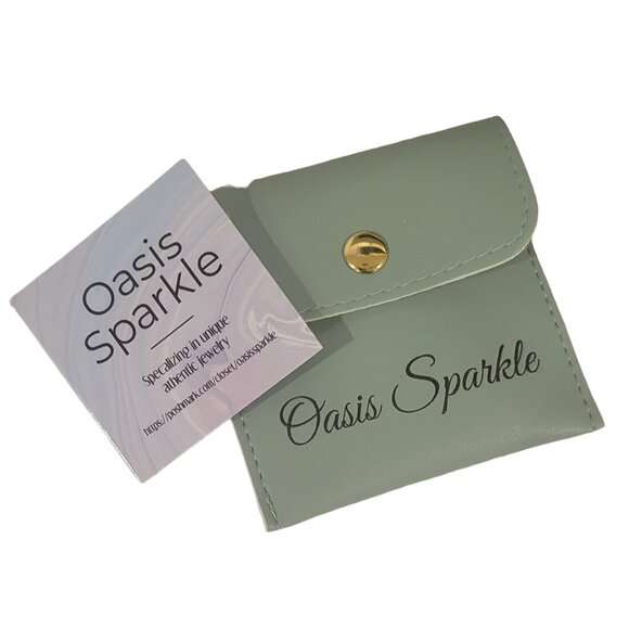 🎆LINX DISCONTINUED Rose Gold Hello Kitty Bracelet Charm - Picture 5 of 5